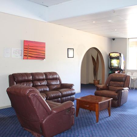 Tom Price Hotel Motel Buitenkant foto